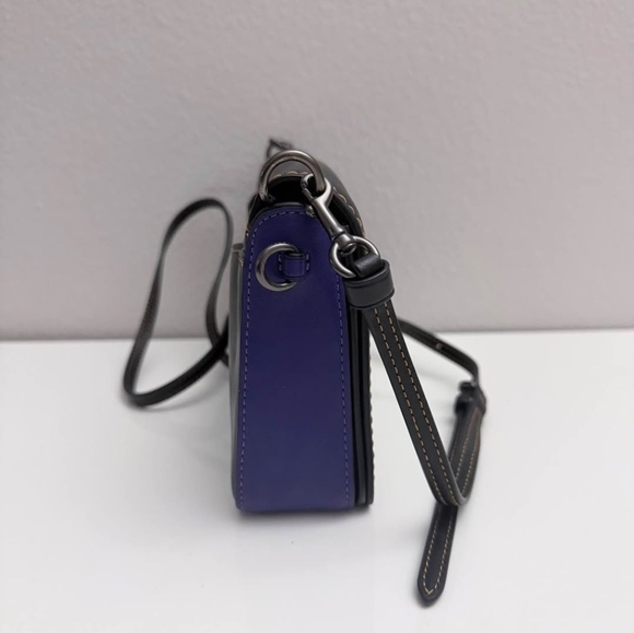 Coach/Disney Dinky crossbody bag from the "A Dark Fairy Tale" - Picture 9 of 10